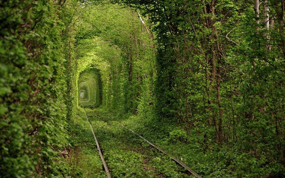 Тунель кохання, Клевань, Україна