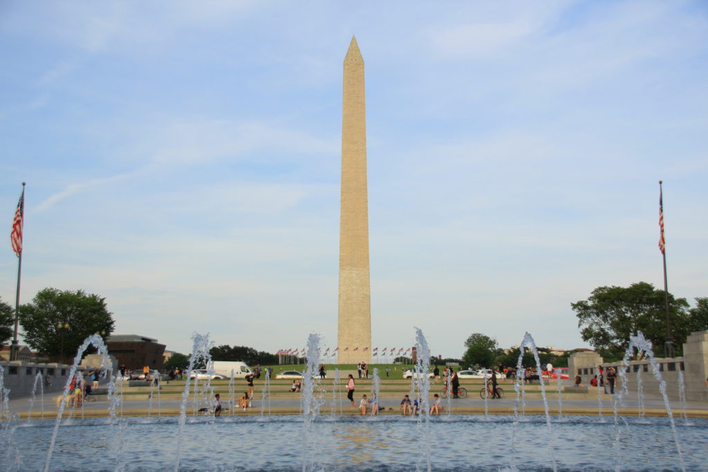 США, Вашингтон, Мемориал Вашингтону